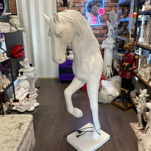 Büyük At Abajur Lambader