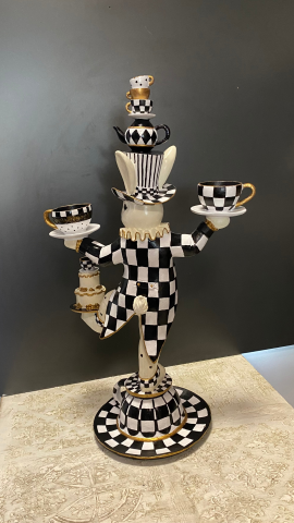 Alice Serisi Akrobat Fincanlı Tavşan