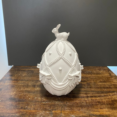 Easter Egg Yumurta ve Tavşan