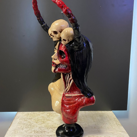 İskelet Kadın Büst