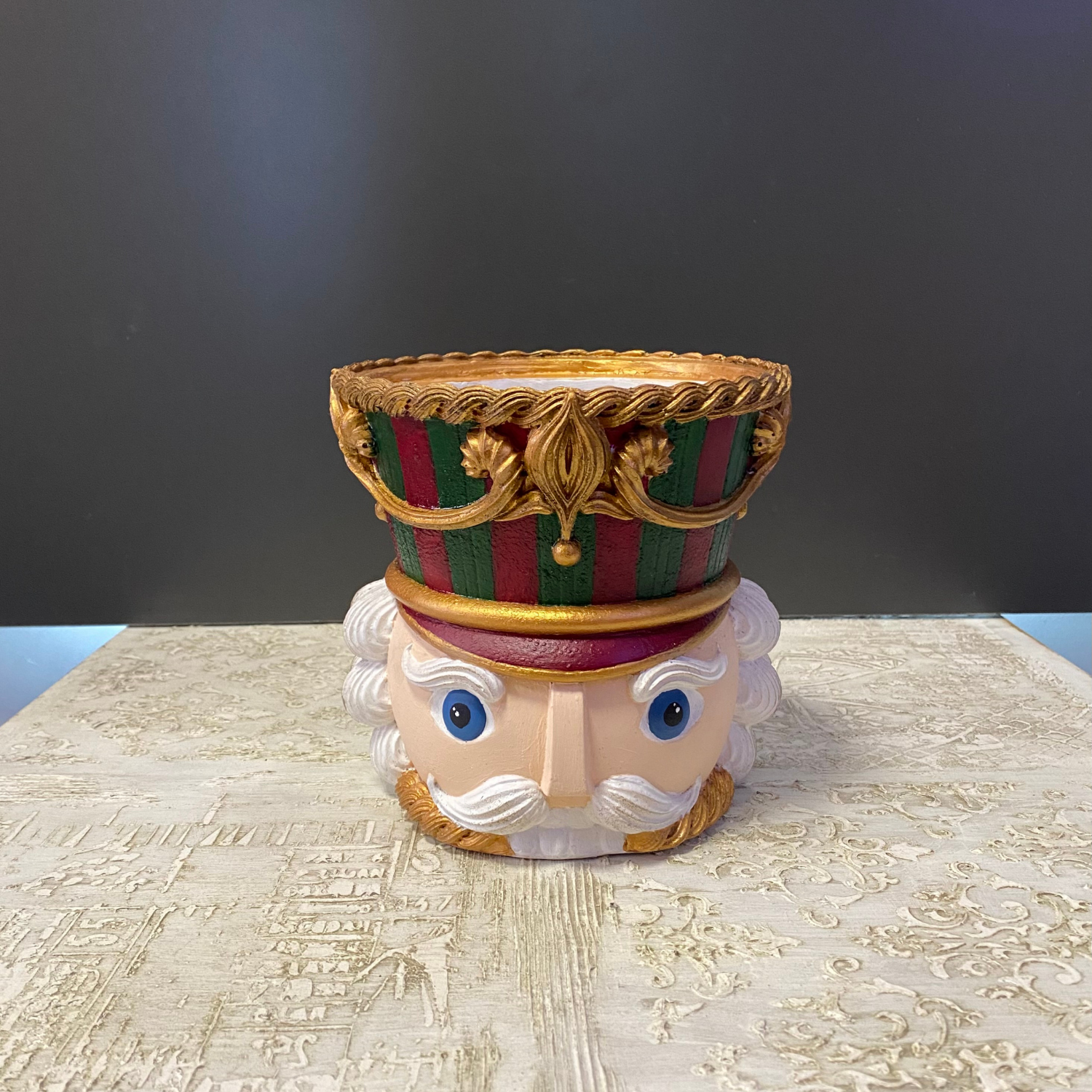 Kurşun Asker Saksı