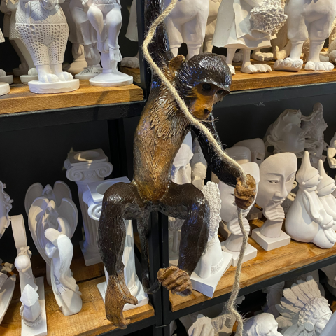 Sallanan Maymun Dekoratif Ürün