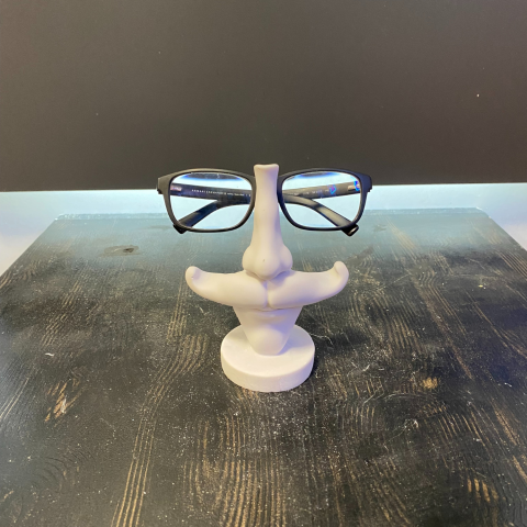 Gözlük Tutucu Bıyıklı