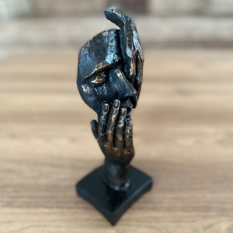 Eli Yanak ve Gözünde Hediyelik Tekli Polyester Mask