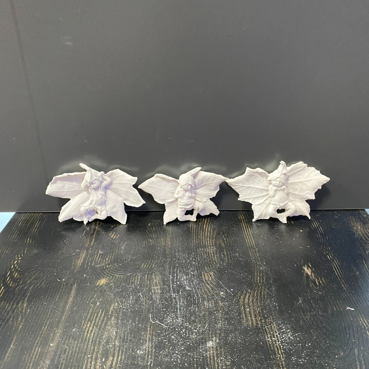 CDS 023 3'lü Yapraklı Melekler