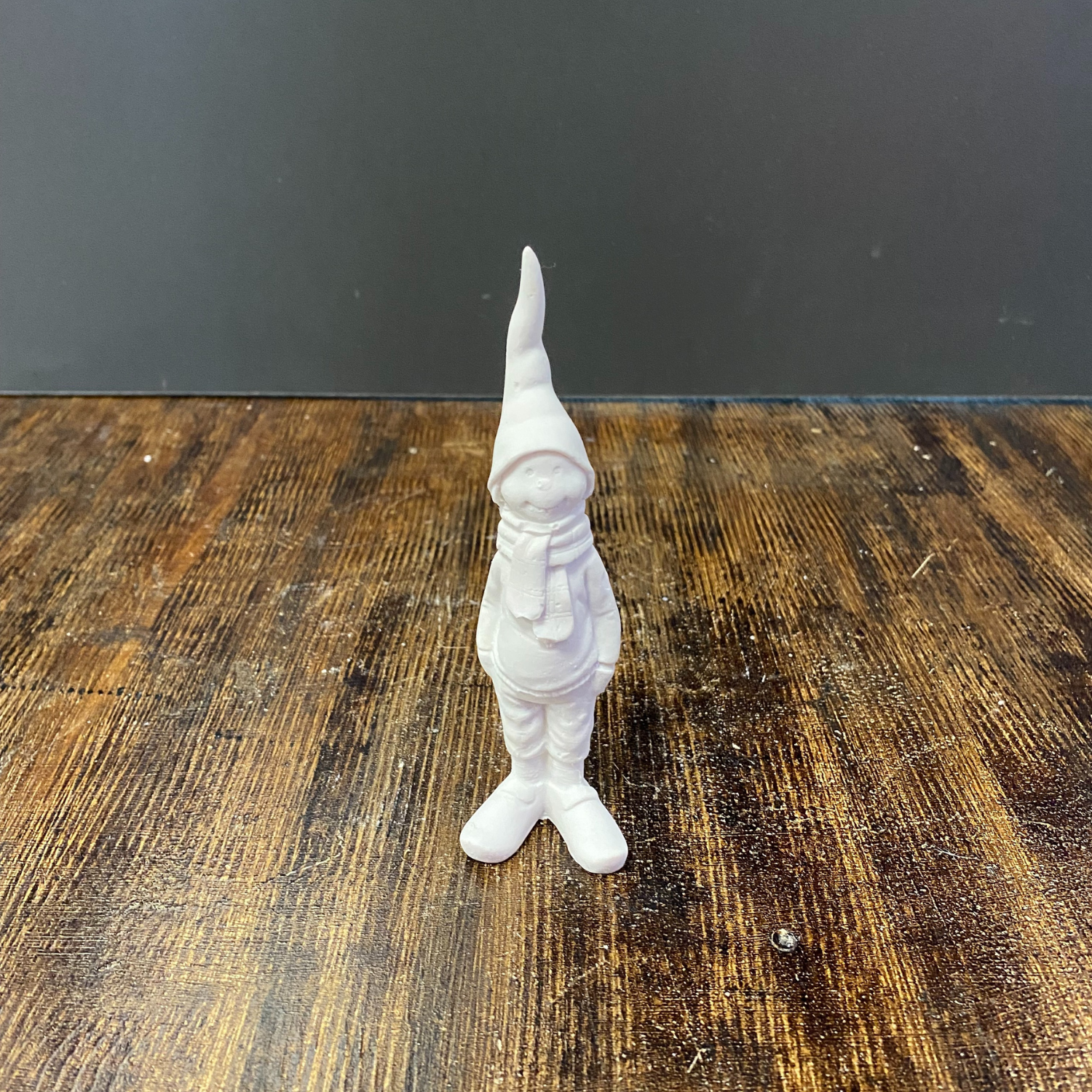 Uzun Şapkalı Erkek Çocuk