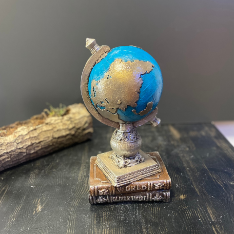 Çift Kitap Üzeri Dünya Küre Biblo