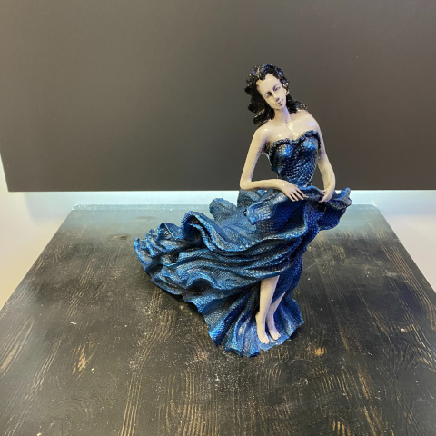 Kadın Şaraplık Şişe Tutucu