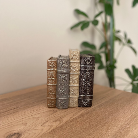 4 Kitap Dekoratif Obje