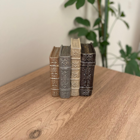 4 Kitap Dekoratif Obje