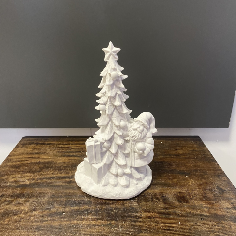 Noel Baba ve Çam Ağacı