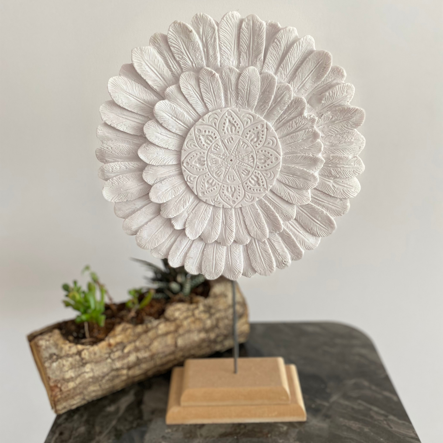 Düş Kapanı Ahşap Tablalı Çiçek