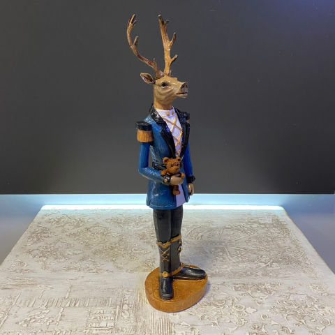 Peluş Ayı Tutan Geyik Adam Biblo