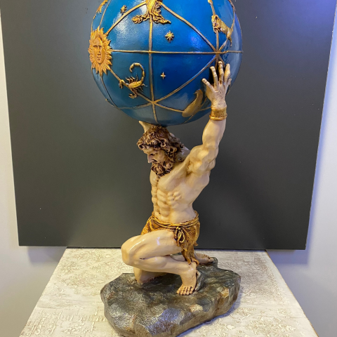 Dünya Taşıyan Atlas Büyük Biblo