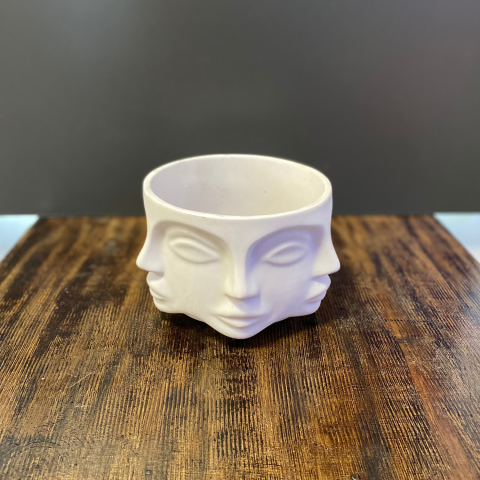 Adler Saksı Büyük