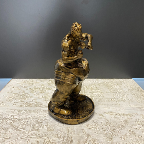 Kendini Yontan Adam Gold