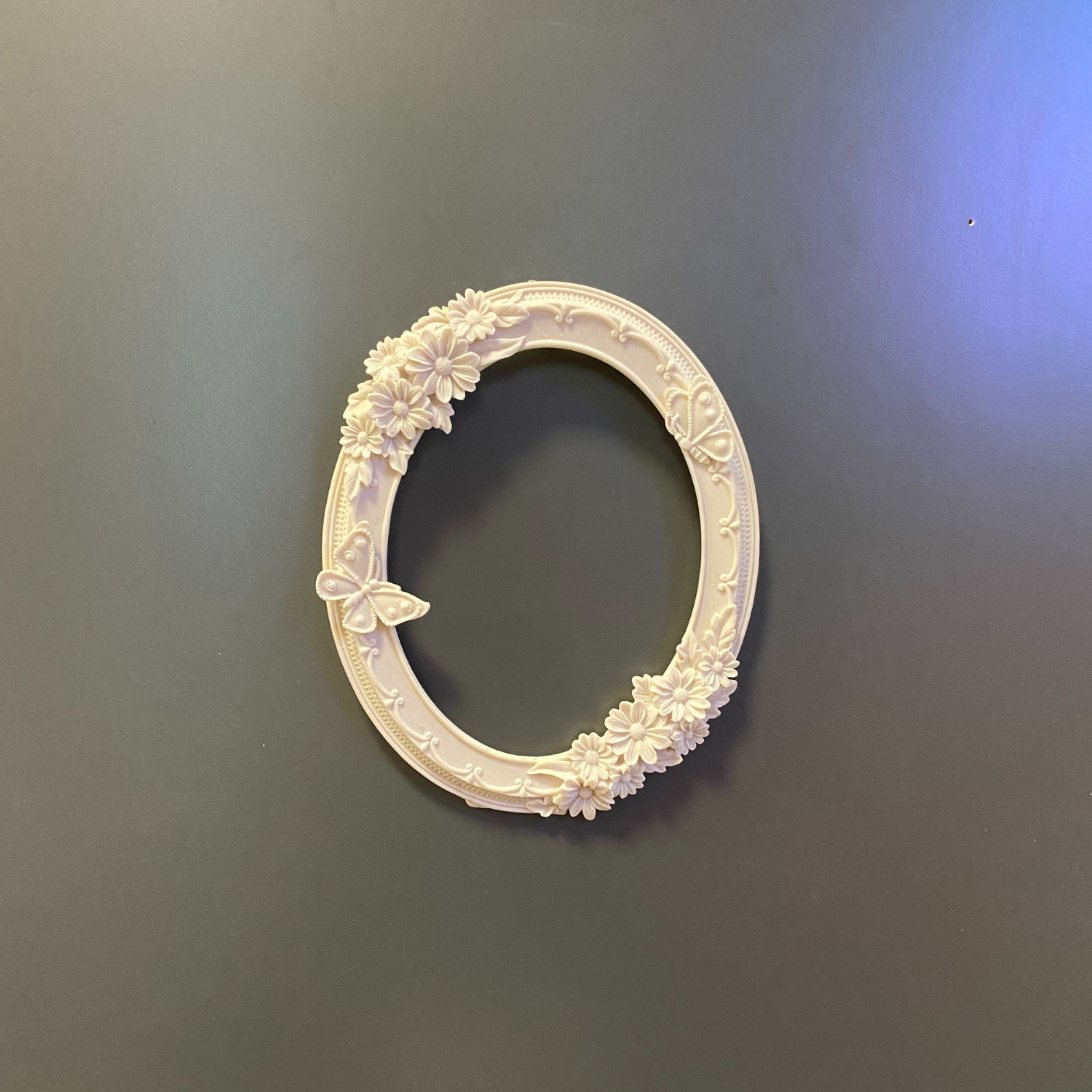 Pamela Papatya ve Kelebekli Çerçeve Büyük