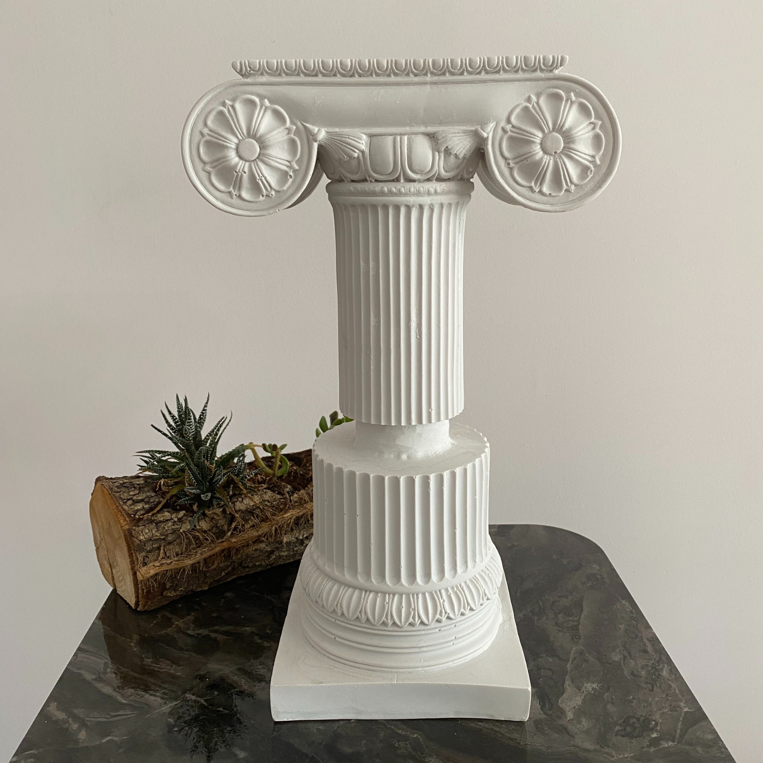 Kaideli Antik Sütun