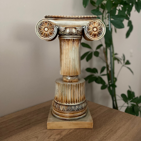 Dekoratif Tasarım Antik Sütun