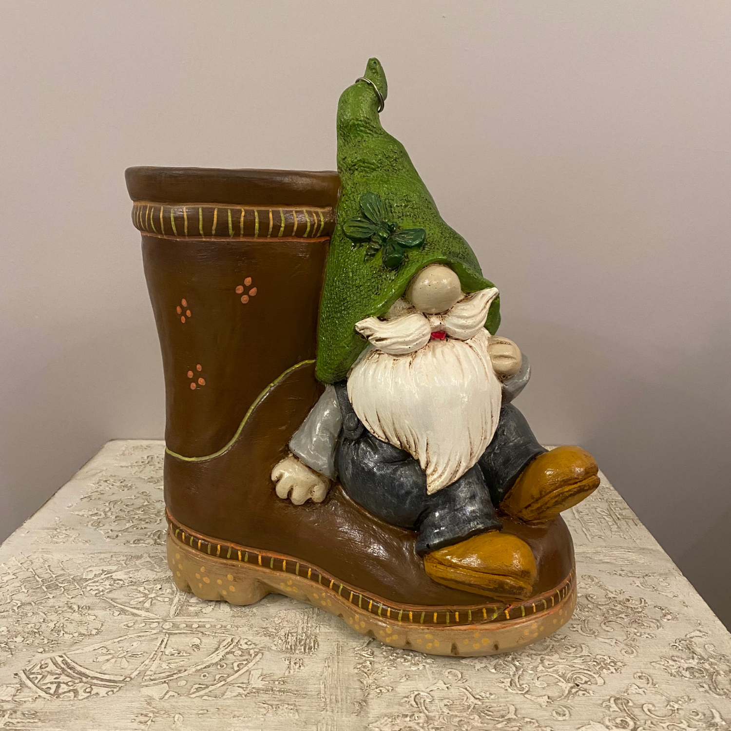 Çizmede Oturan Cüce