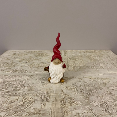 Uzun Şapkalı Cüce