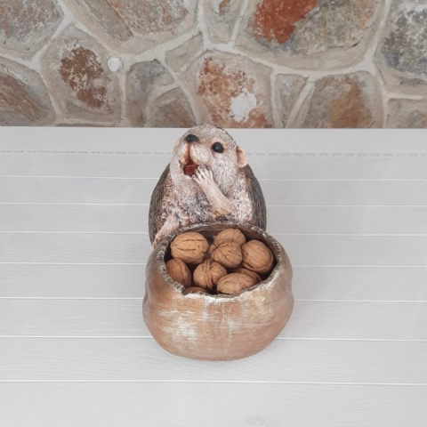 Kirpi Saksı