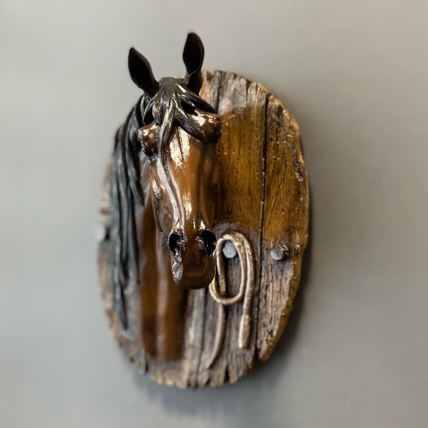 At Kafası Başı Duvar Dekoru