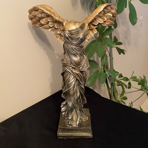 Zafer Tanrıçası Nike Heykel Biblo