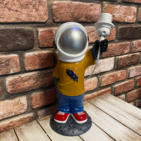 Çocuk Odası Işıklı Astronot Lamba