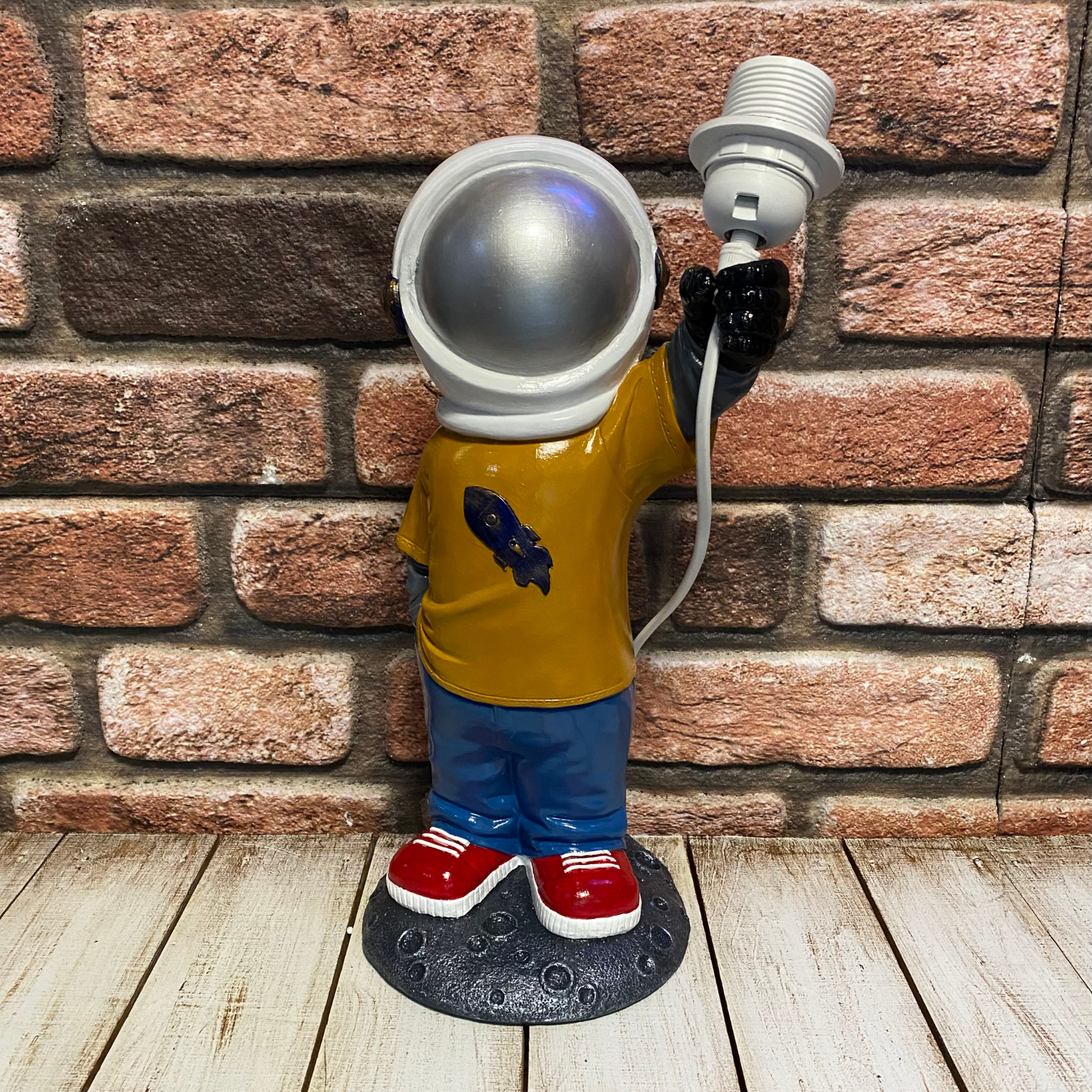 Çocuk Odası Işıklı Astronot Lamba