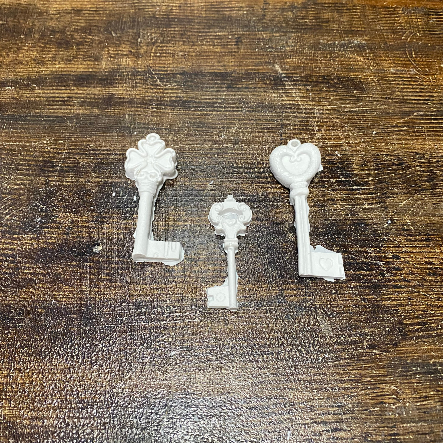 Anahtarlar Küçük Polyester Objeler