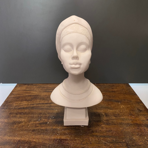 Kaideli Afrikalı Kadın Büst