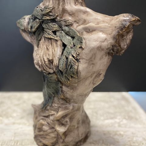 Çiçekli Kadın Tors Heykel