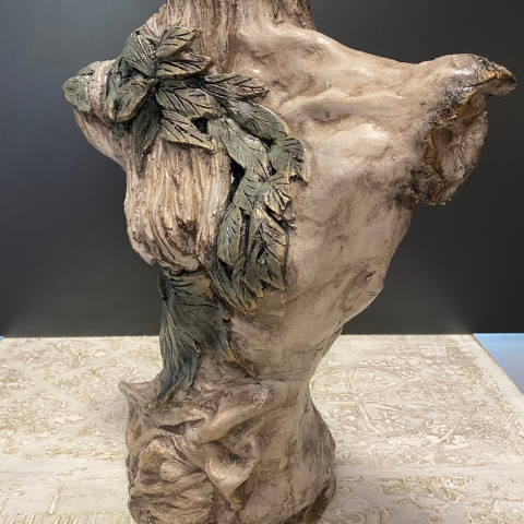 Çiçekli Kadın Tors Heykel