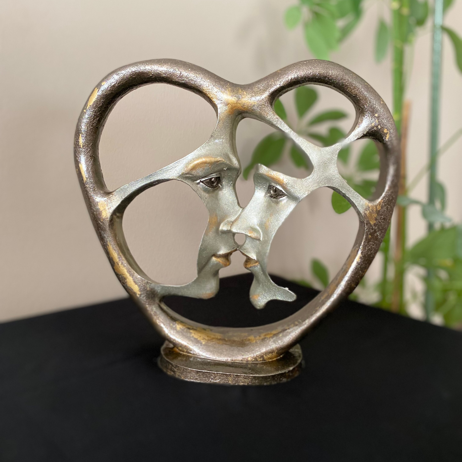 Kalp İçinde Sevgili Biblo