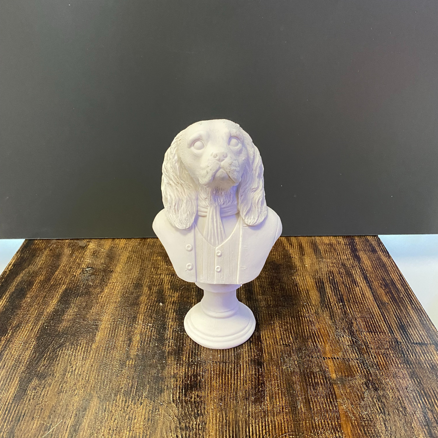 Kravatlı Köpek Büst