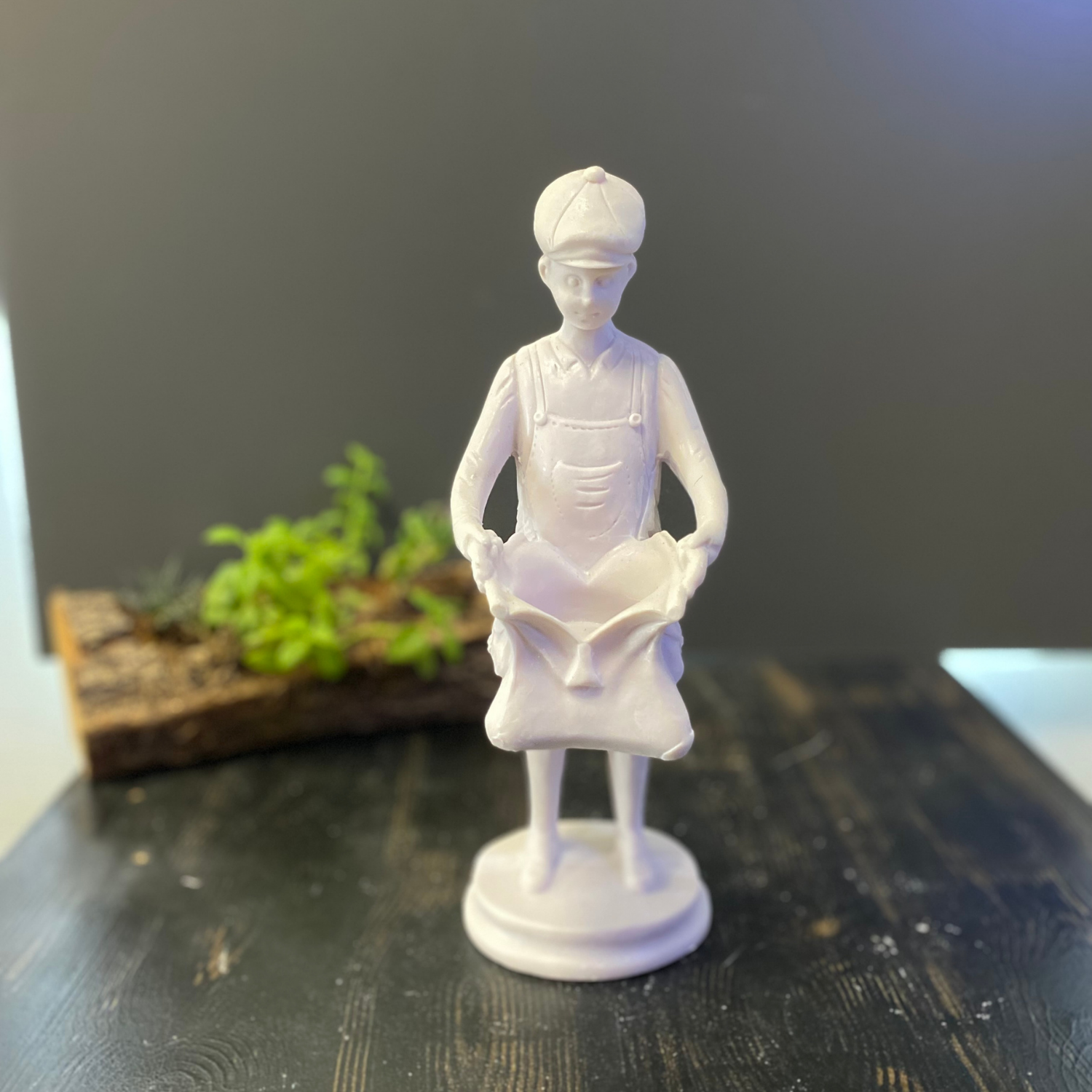 Sepet Tutan Çocuk