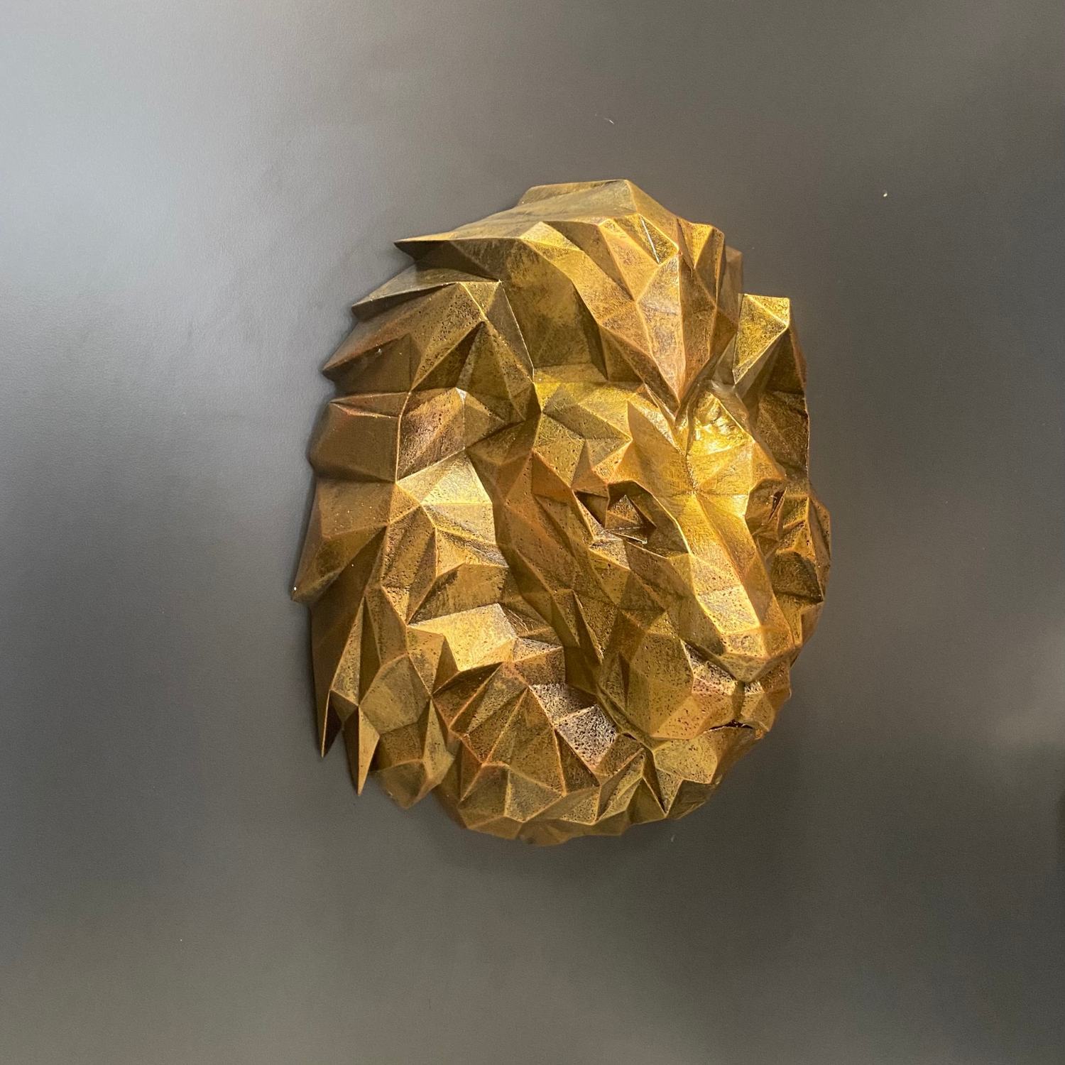 Kübik Aslan Duvar Dekoru