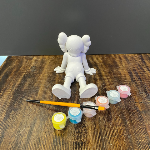 Oturan Kaws 6'lı Boya Seti