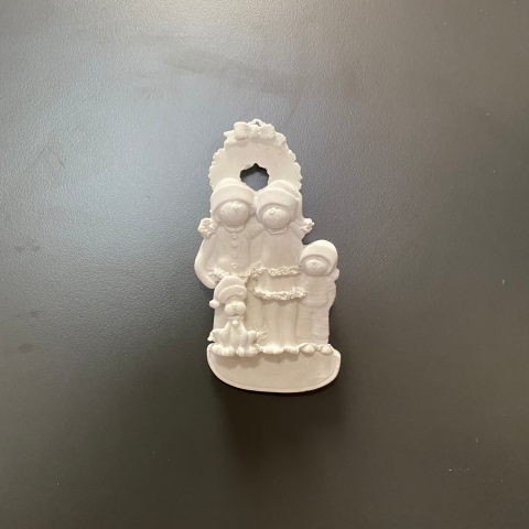 Aile ve Köpek Yılbaşı Ağaç Süsü Kapı Süsü Duvar Süsü