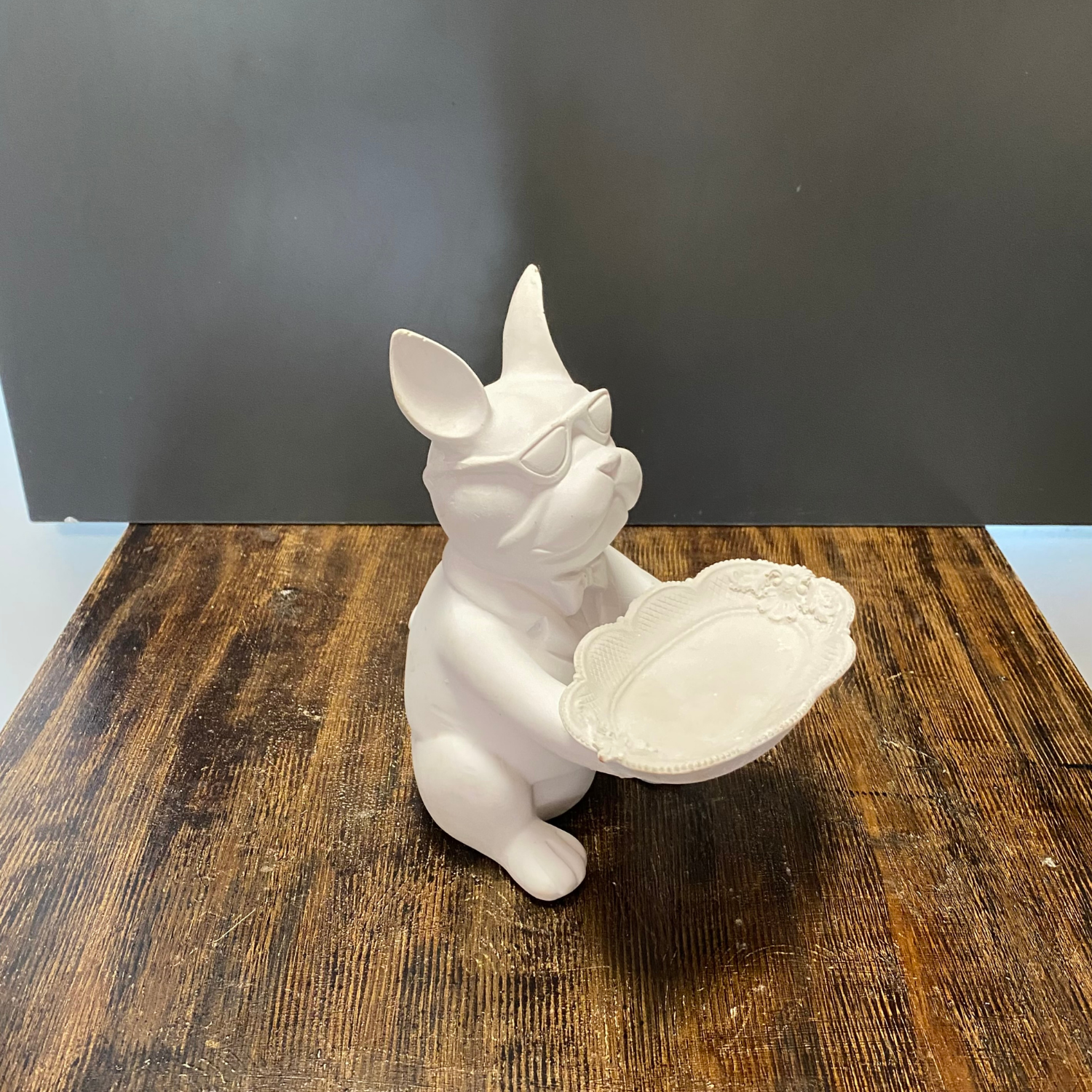 Buldog Tabaklı Köpek