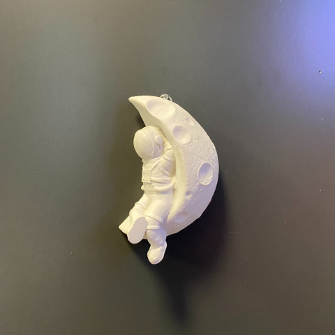 Yarım Ay Astronot Duvar Dekoru