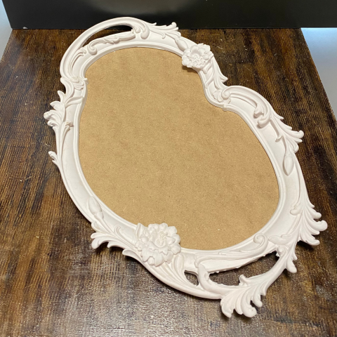 Polyester Büyük Tepsi