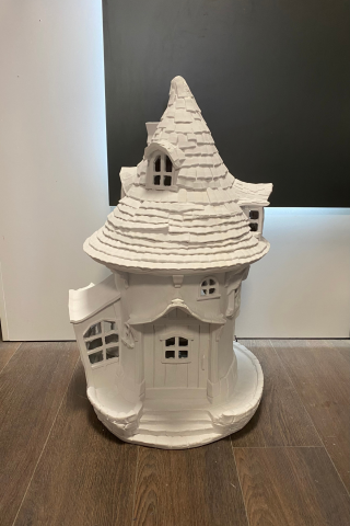 Işıklı Büyük Masal Ev