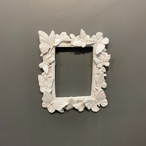 C 041 Kelebekli Çerçeve