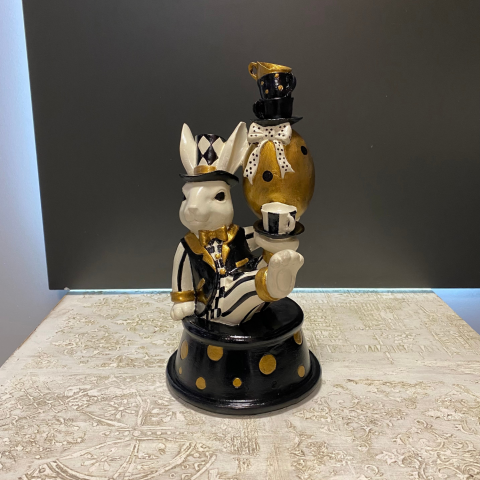 Alice Serisi Fincanlı Tavşan