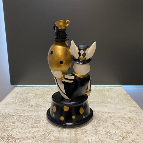 Alice Serisi Fincanlı Tavşan